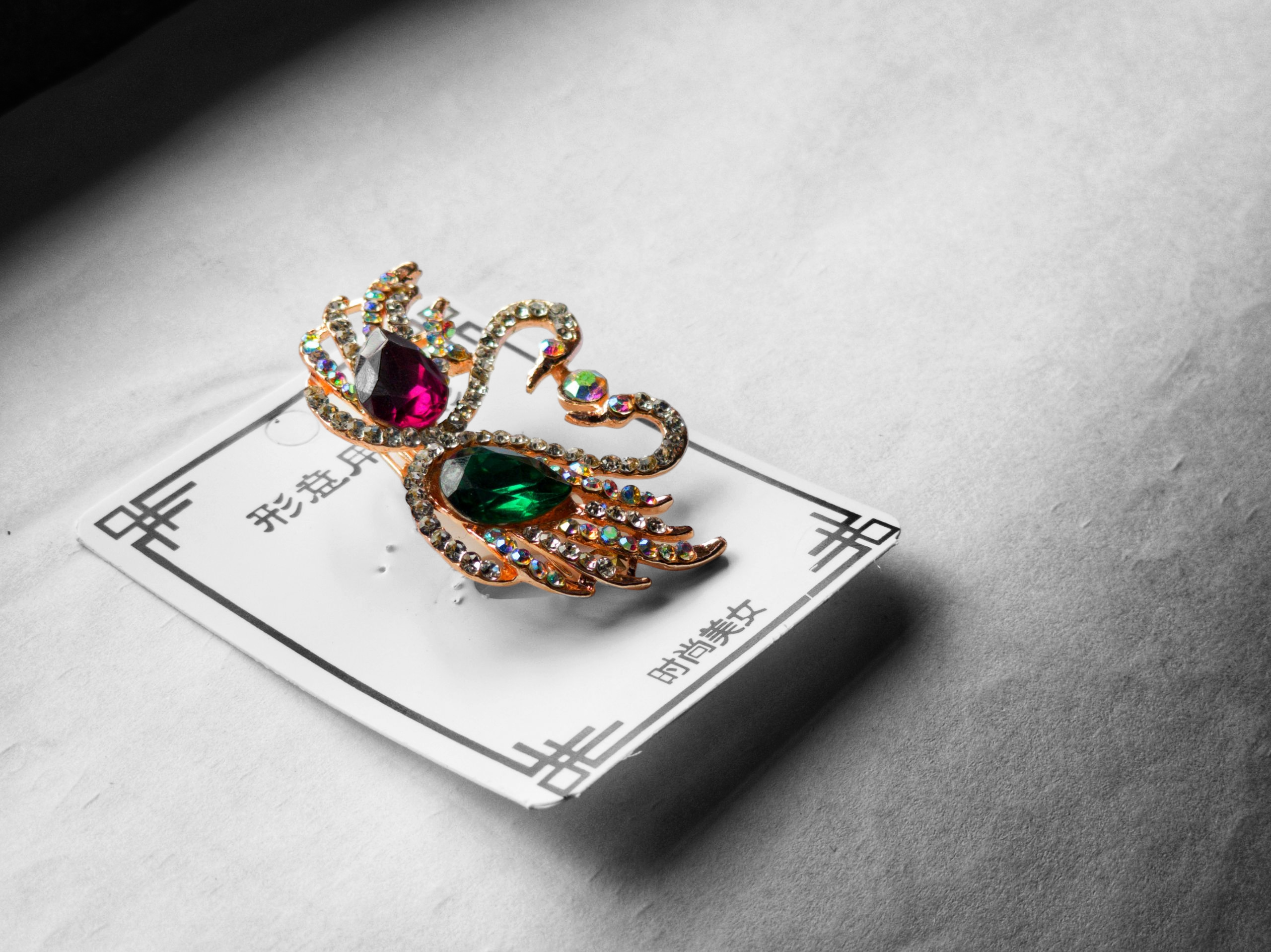 Zarora Majestic Swan Brooch