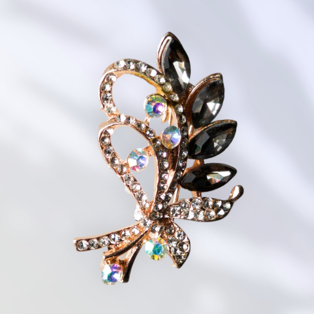 Zarora Opulent Leaf Brooch